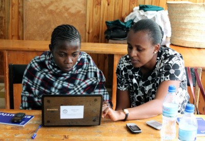Training session for APHFTA members in Moshi, Tanzania (2012)